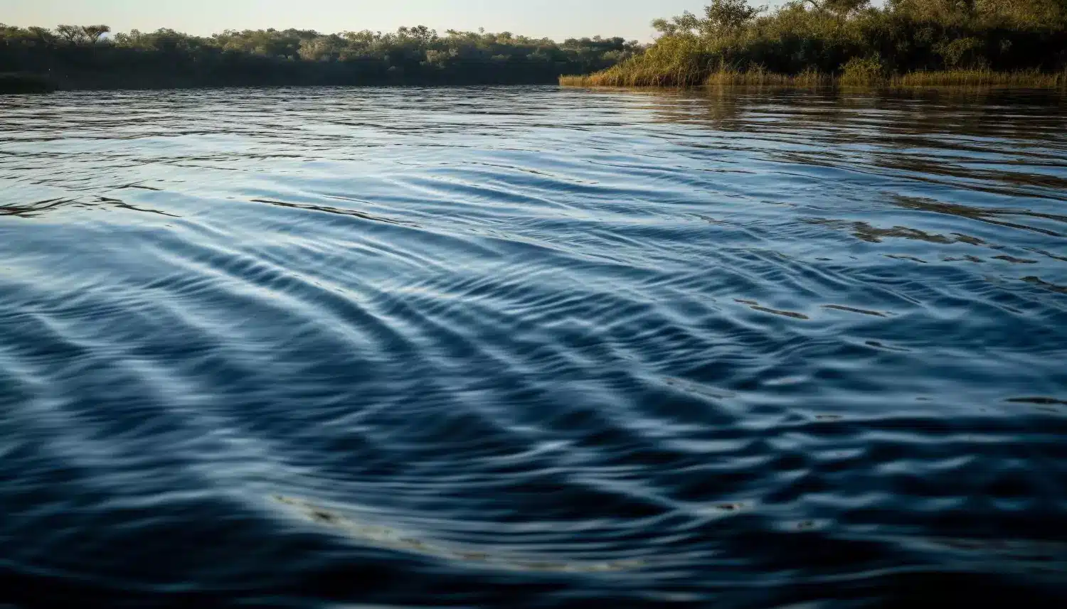 Fluss geeignet für Strom Bojen