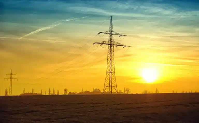 Photovoltaikspeicher können die Autarkie vom Stromnetz fördern. (Foto: Pexels)