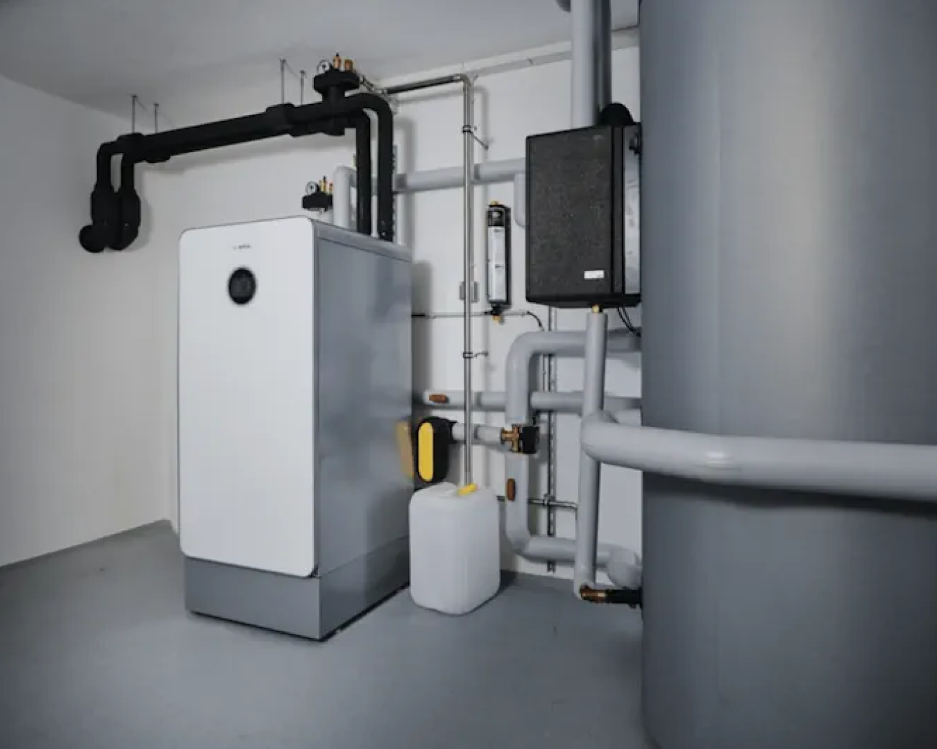 Erdwärmepumpe Hersteller wie Bosch bieten ein breites Sortiment. (Foto: Bosch)